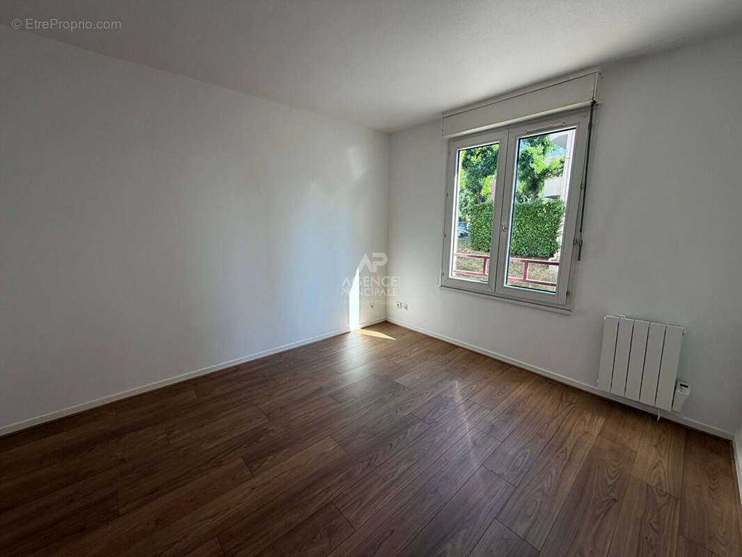 Appartement Cergy 2 pièce(s) 46.39 m2 - photo 5