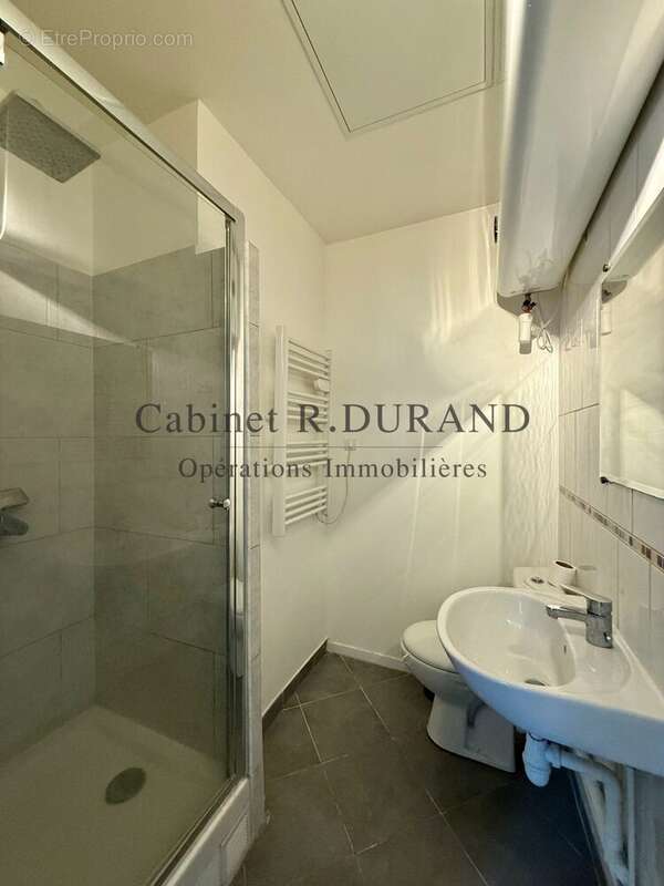 Appartement à LA GARENNE-COLOMBES