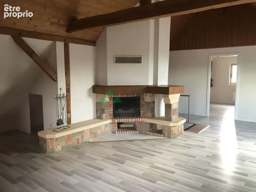 Rare dans le Sundgau (20min de Bâle) Propriété 263m2 de charme sur 3,4 hectares avec 3 logements - photo 7