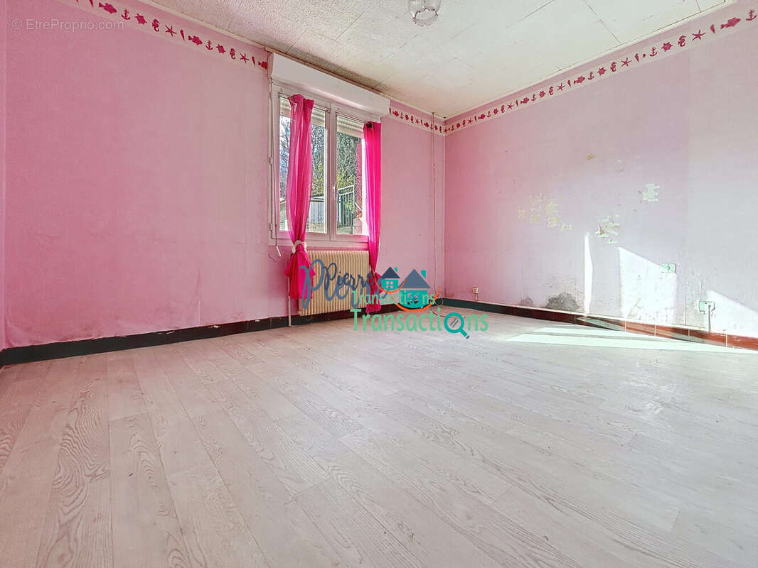 Maison à LILLEBONNE