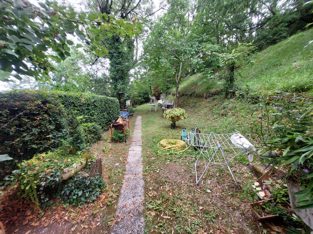 Maison à SAINT-AMANS-DE-PELLAGAL