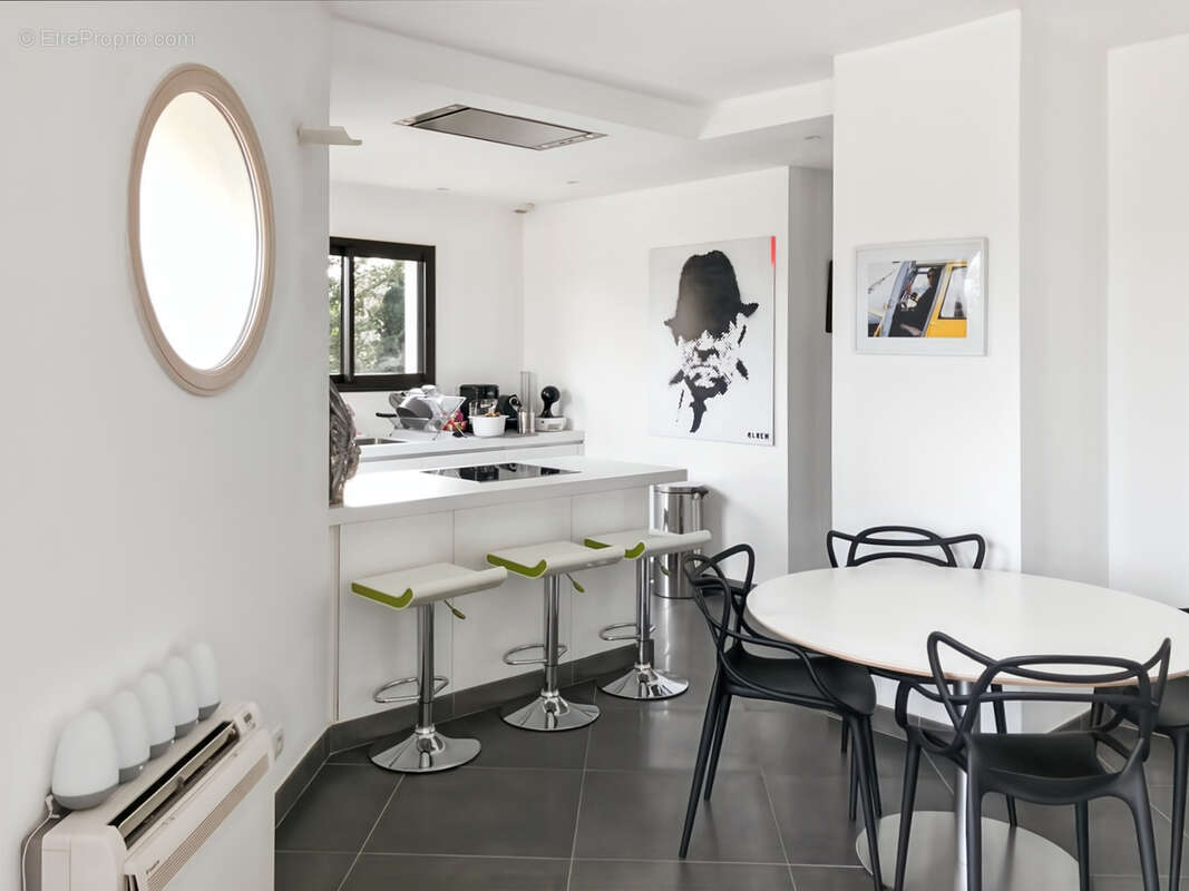 Maison à PUJAUT