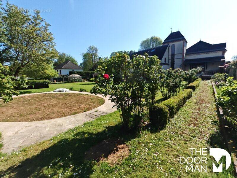 Maison à EPERNON