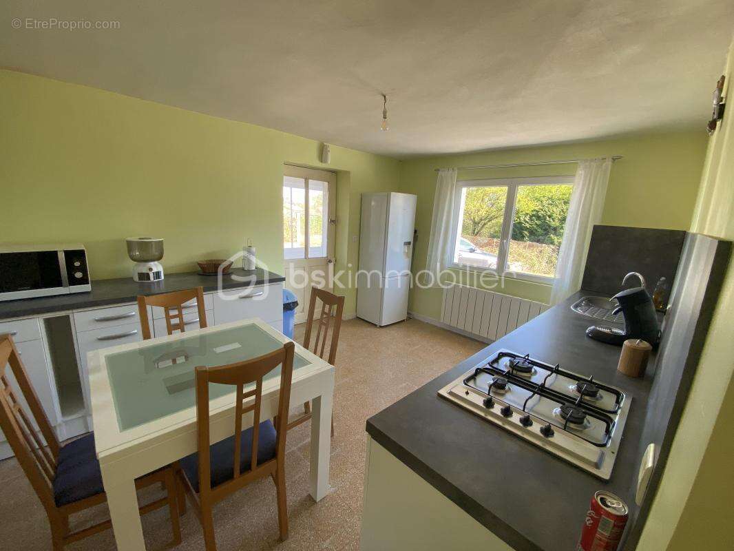 Maison à COURVILLE-SUR-EURE