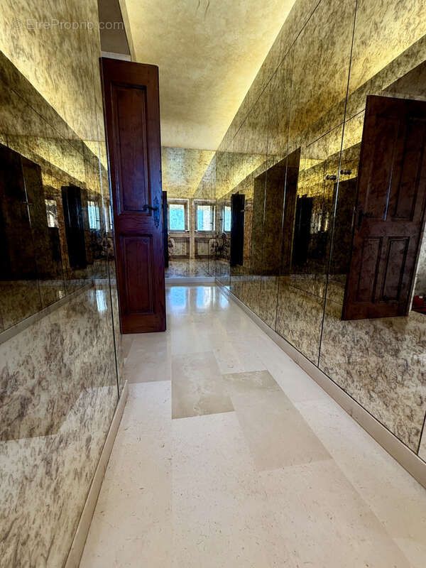 Maison à ROQUEBRUNE-CAP-MARTIN