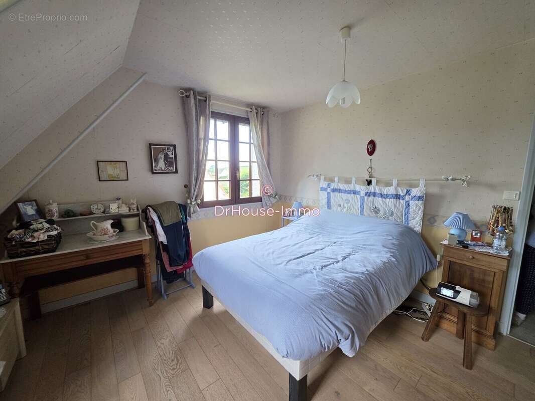 Maison à ROUXMESNIL-BOUTEILLES