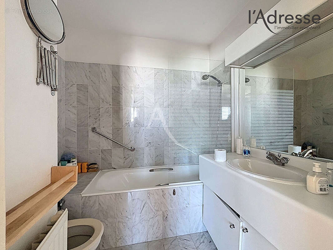 Appartement à SURESNES