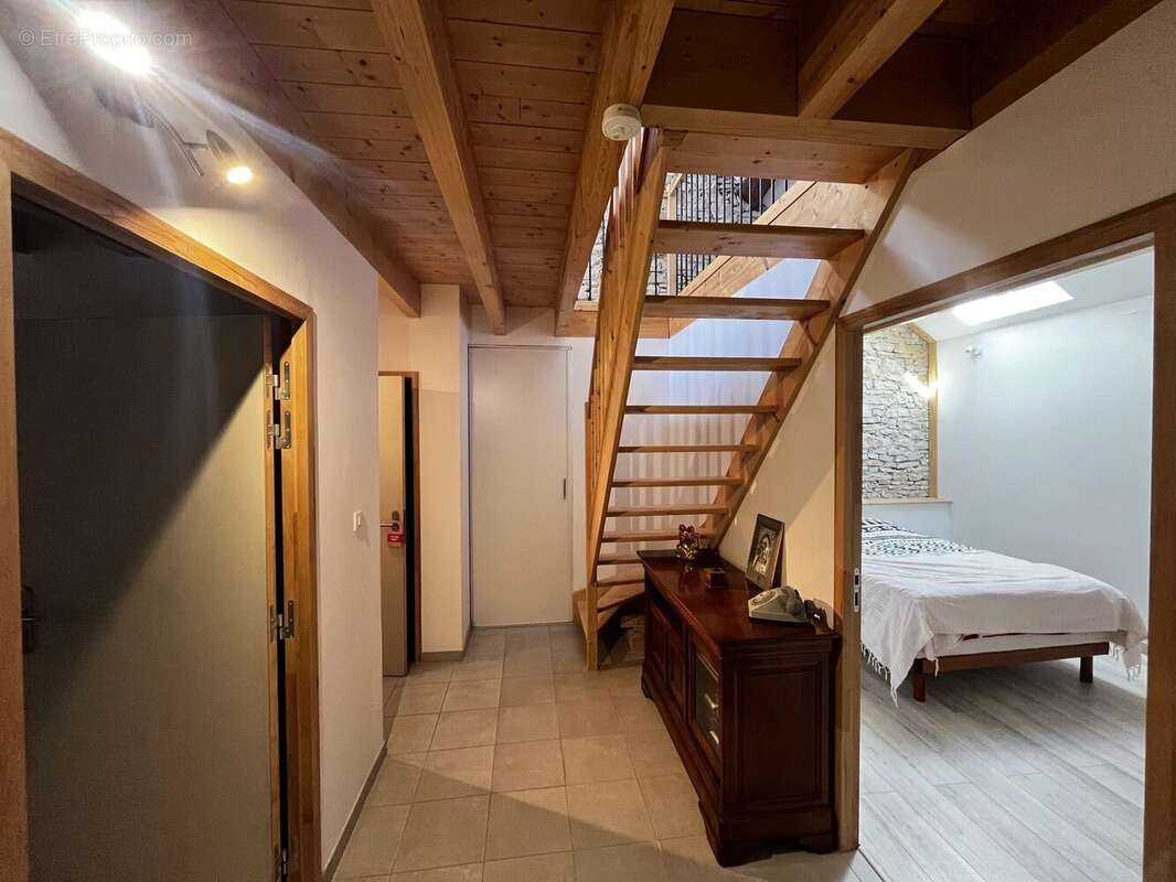 Maison à CREMIEU