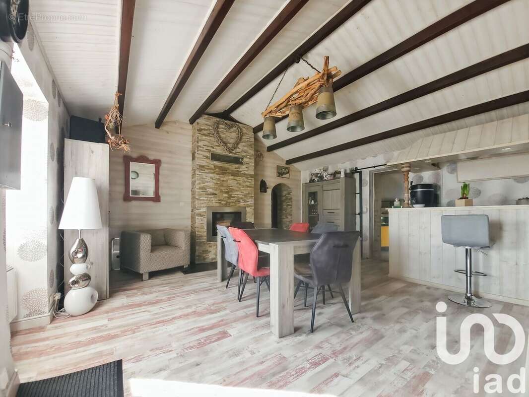 Photo 6 - Maison à SAINT-JULIEN-DES-LANDES