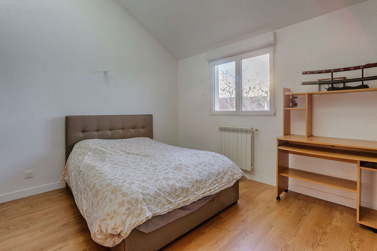 Maison à FONTENAY-LE-FLEURY