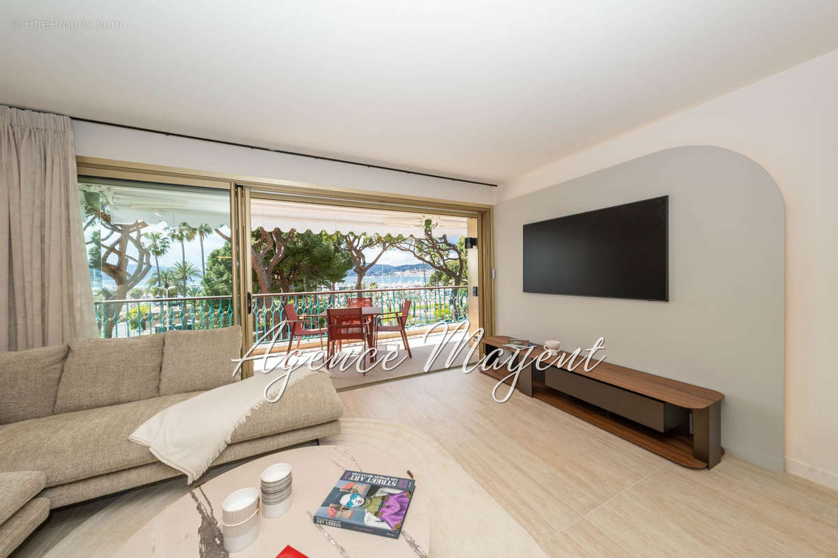 Appartement à CANNES