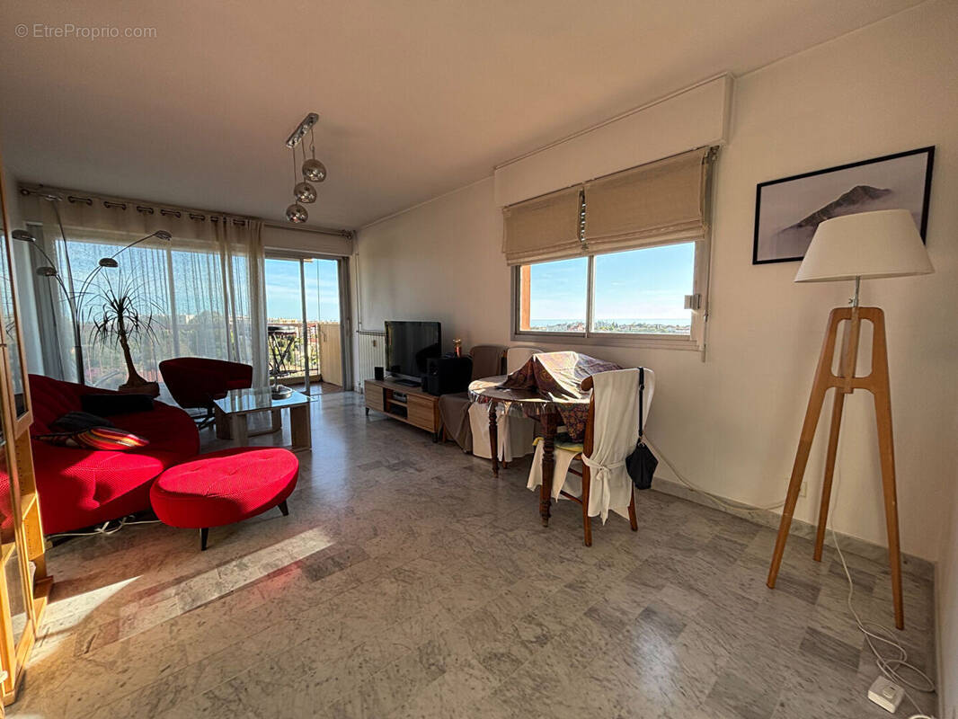 Appartement à CAGNES-SUR-MER