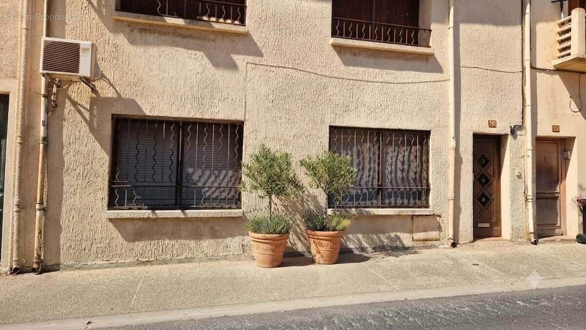 Appartement à MEZE