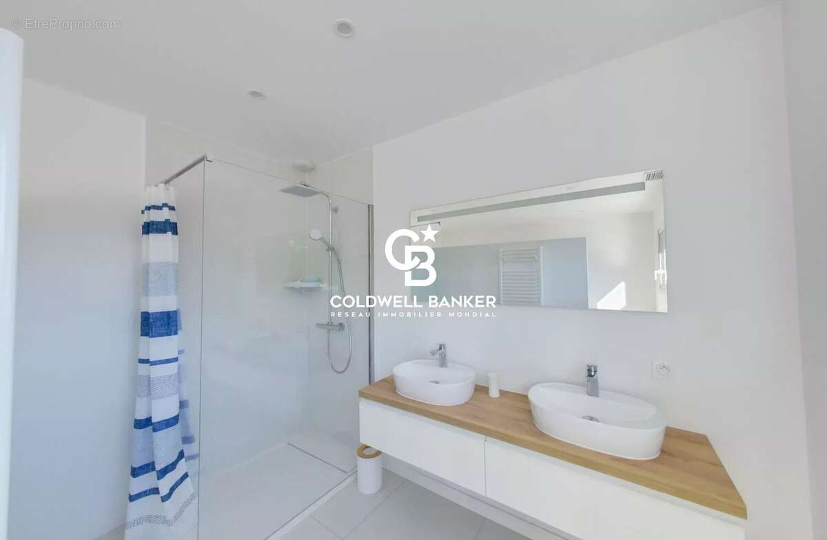 Maison à SAINT-CYPRIEN