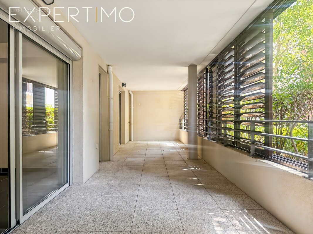 Centre-ville Montpellier   Appartement T3 avec grande terrasse, garage et accès PMR - photo 2