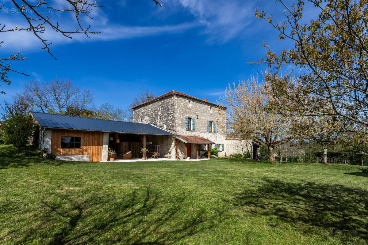 Maison à ENGAYRAC