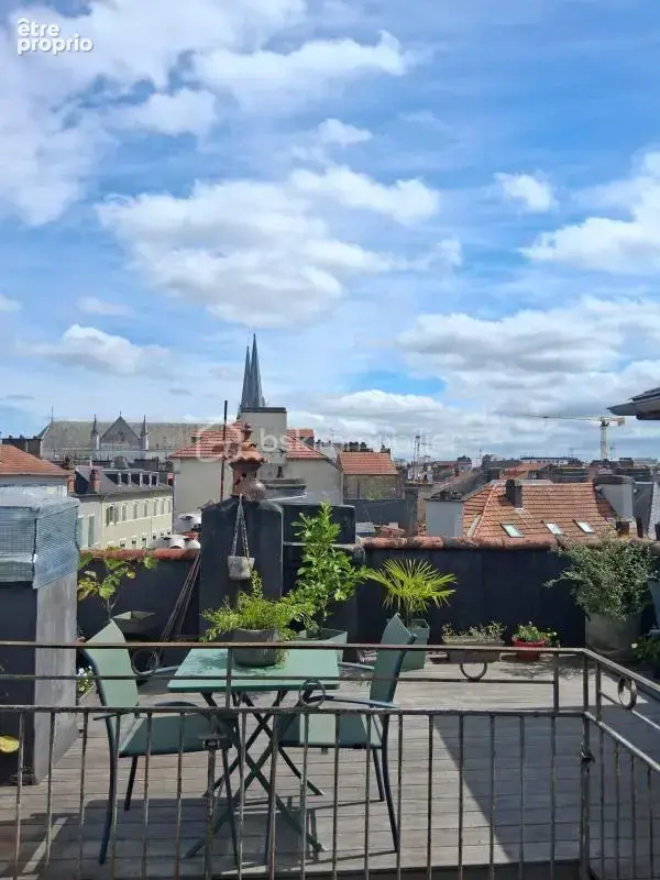 Pau centre - dernier etage -terrasse 18 m2- esprit 'roof top' - photo 2
