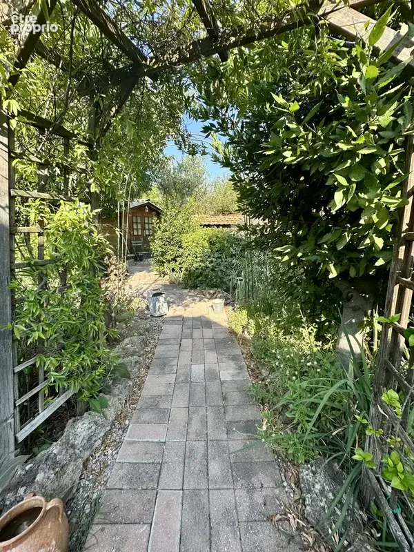 RARE et SUPERBE VILLA 5 chambres (poss de séparer une partie en T2 pour AIRBNB/FAMILLE) sur 1100 m2 paysagés - photo 5