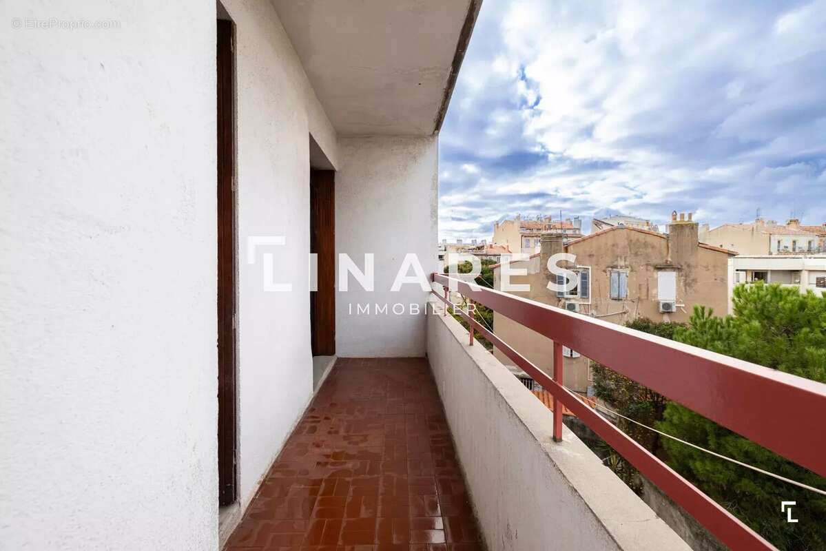 Appartement à MARSEILLE-5E