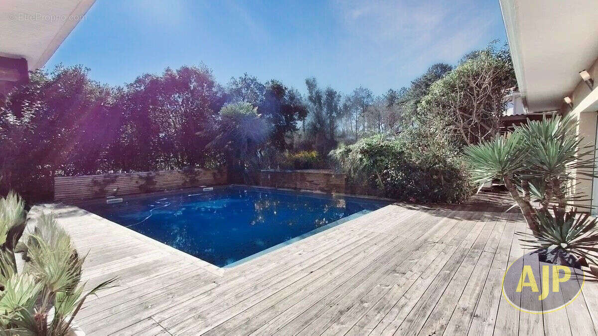 Maison à LEGE-CAP-FERRET