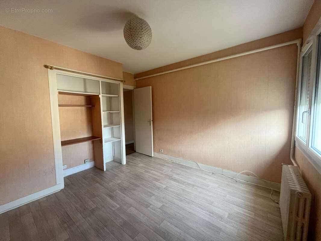 Appartement à SAINT-ASTIER