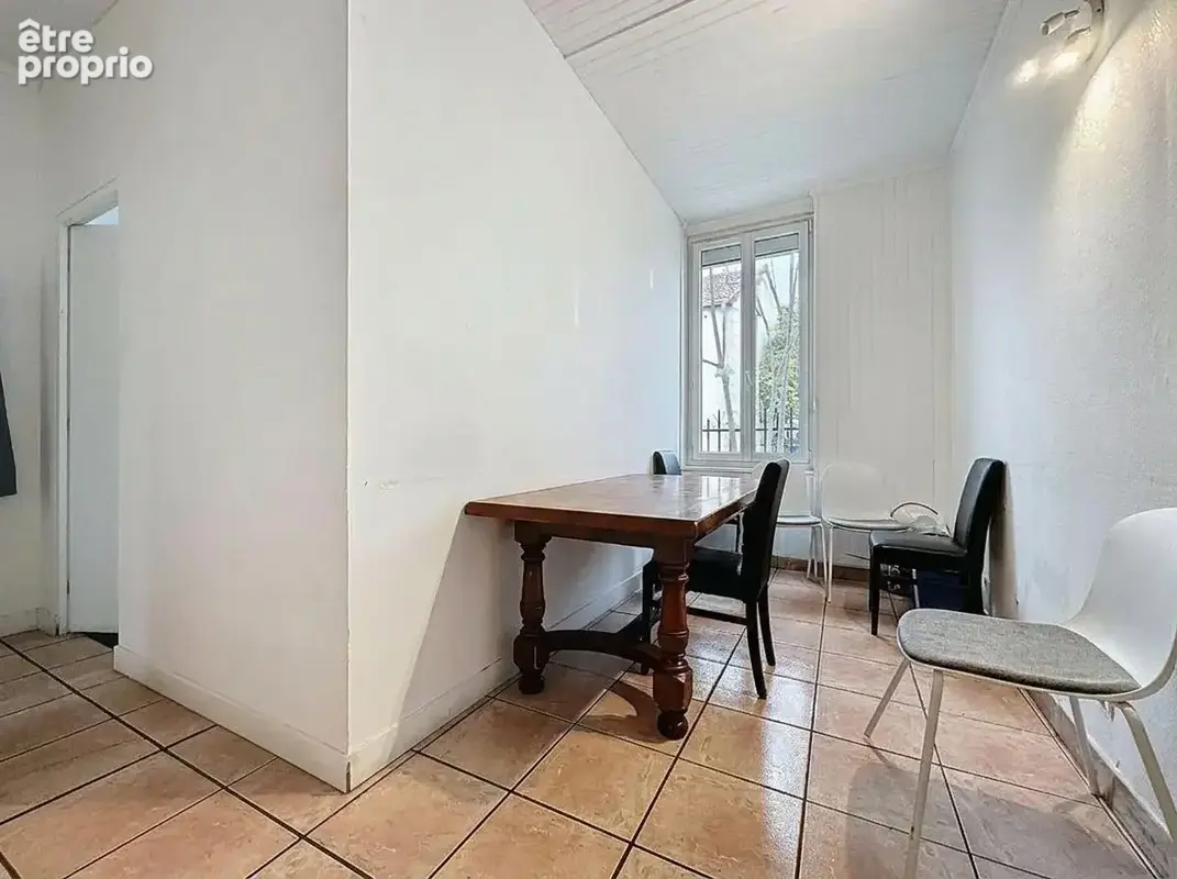 Maison 66 m² à Saint-Denis  - photo 4
