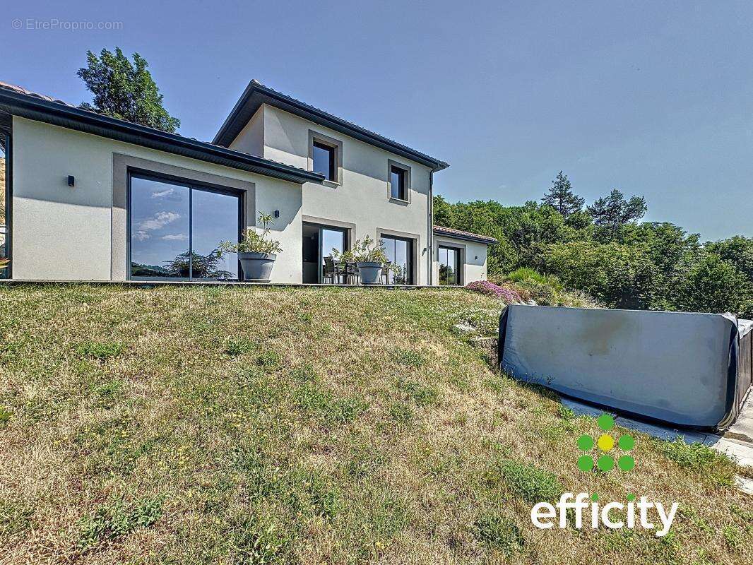 Maison à SAINTE-CATHERINE