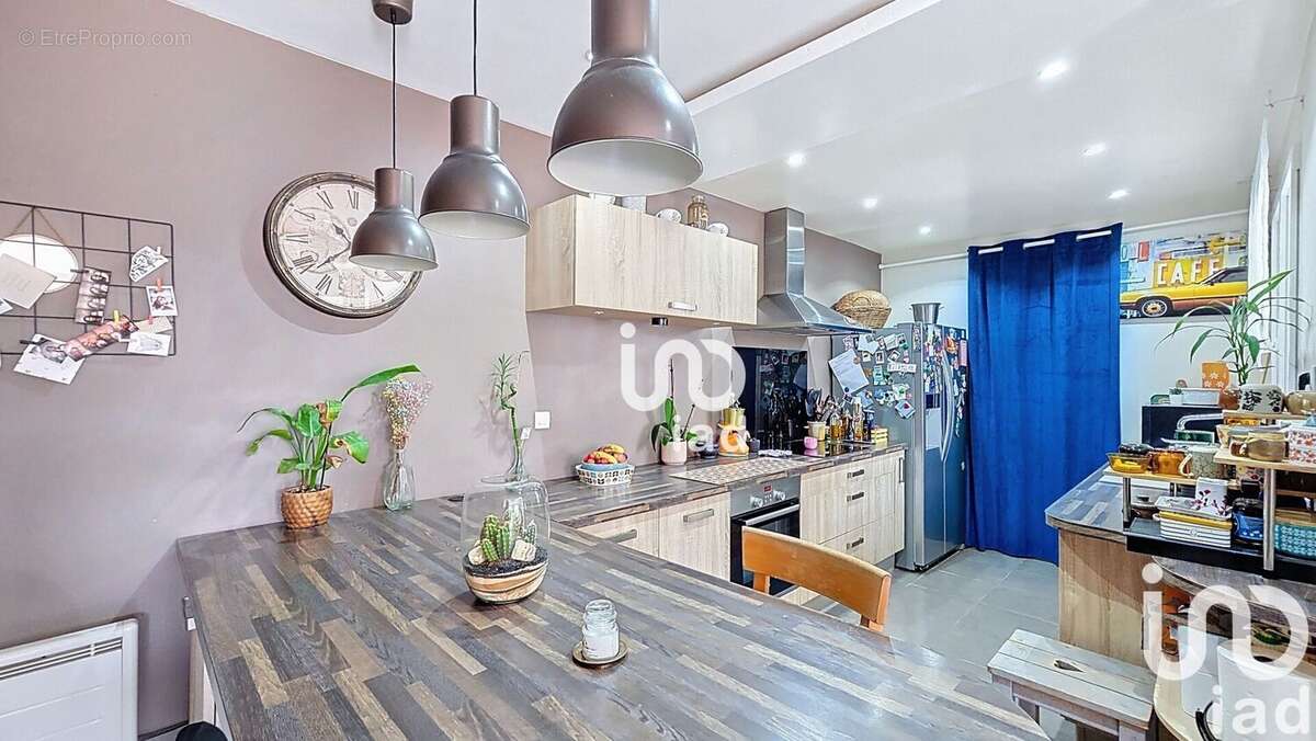 Photo 2 - Maison à SAINT-GERMAIN-LES-CORBEIL