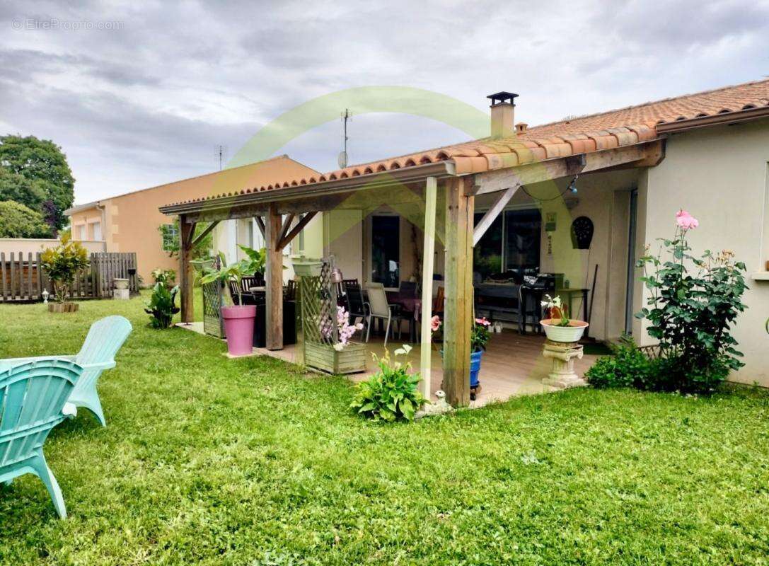 Maison à MATHA