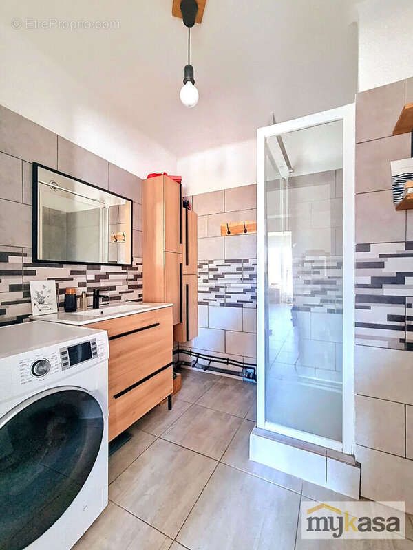 Appartement à PORT-DE-BOUC