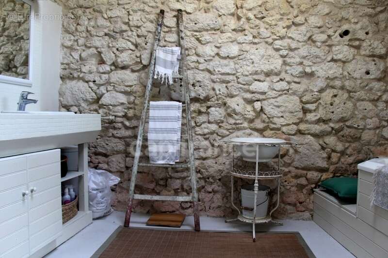 Maison à SAINT-CLAR