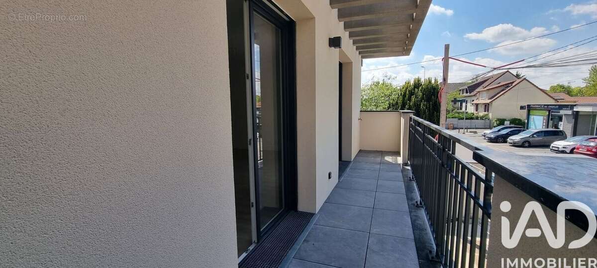 Appartement 87 m² à Neuilly-Sur-Marne  - photo 2