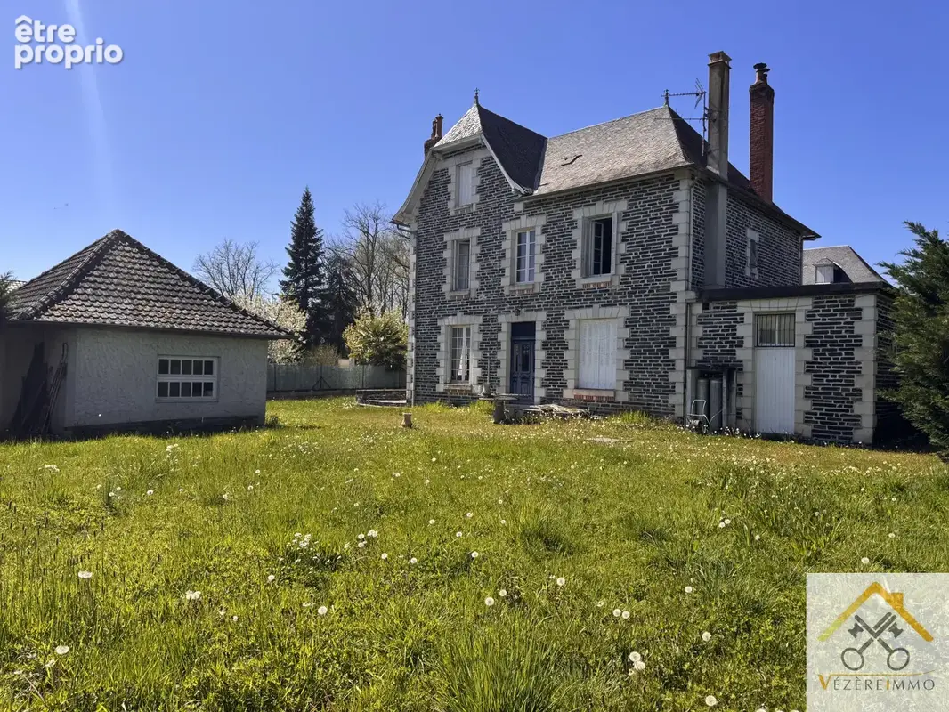 Maison en pierres à Varetz - photo 3