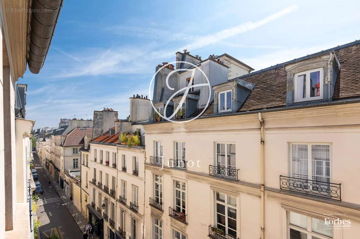 Appartement à PARIS-3E