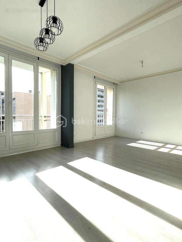 Saint-martin-d'heres village 'le carina' t3 de 66 m² - photo 3