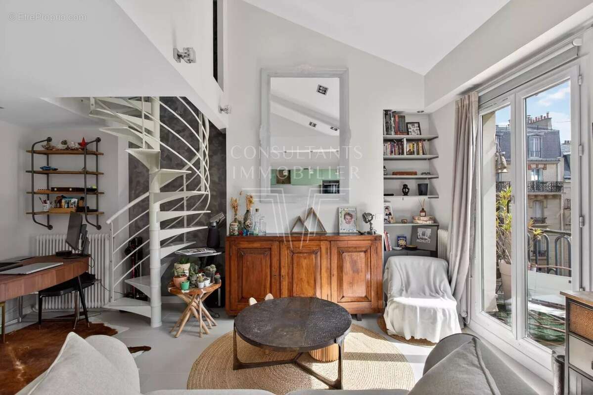 Appartement à LEVALLOIS-PERRET