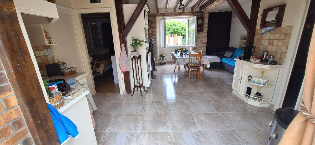 Maison à ARCES-DILO