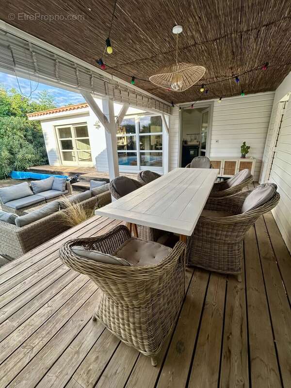 Maison à VILLENEUVE-DE-LA-RAHO