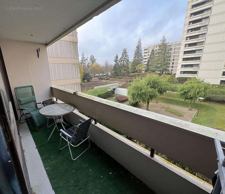 Appartement à ELANCOURT