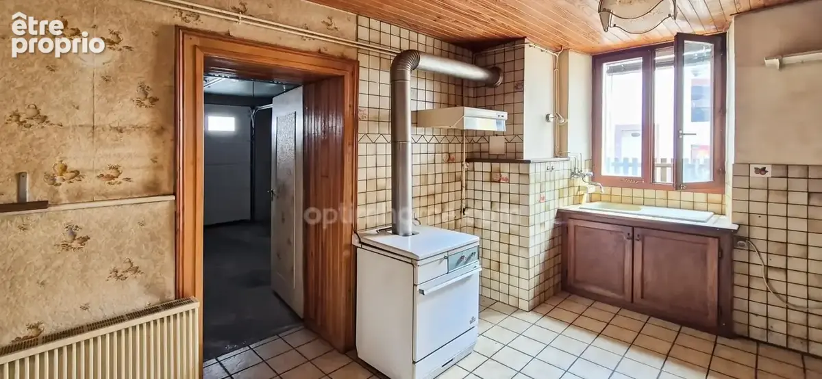 70400 hericourt - maison 8 pieces - 5 chambres - gros potentiel - photo 15