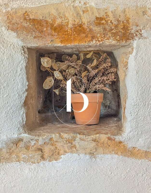 Maison à ORGNAC-L'AVEN