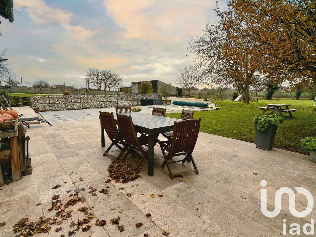 Photo 8 - Maison à SAINT-SAUVEUR