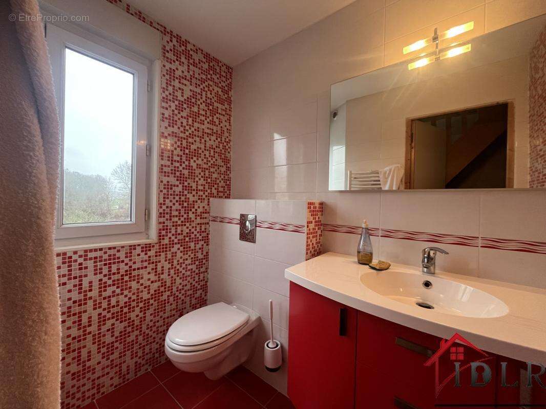 Maison à VAL-DE-MEUSE