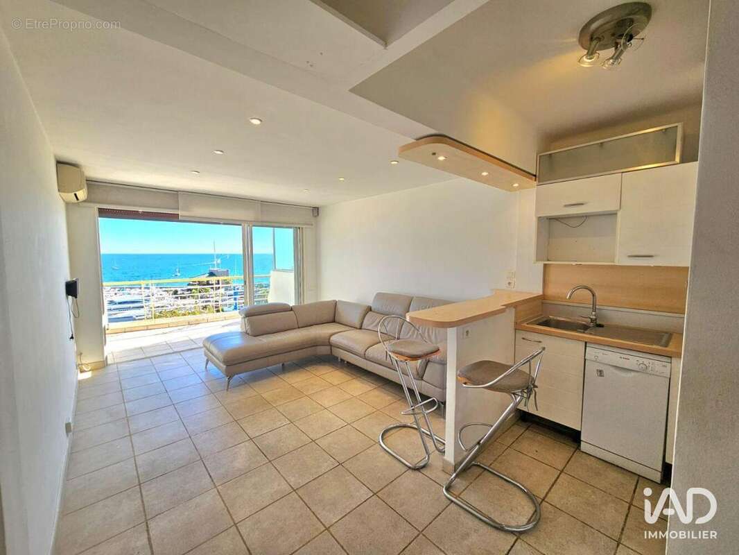 Photo 2 - Appartement à VALLAURIS