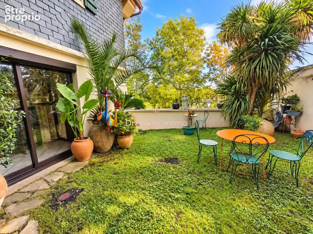 Maison 6 pièces 245 m² à vendre à Oloron-Sainte-Marie (64400) - photo 4