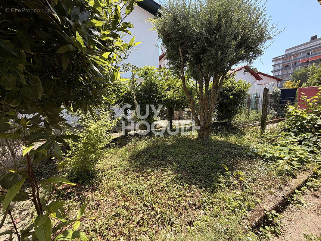 Appartement à CIBOURE