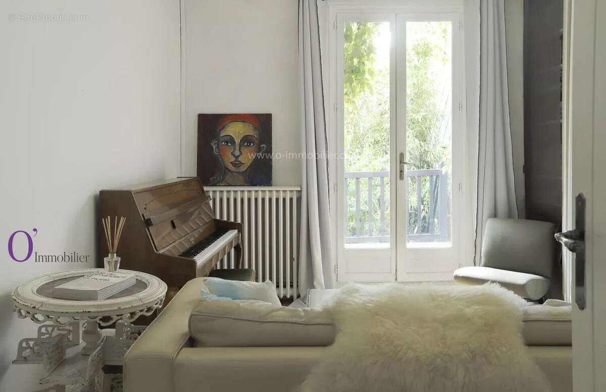 Maison à LES LILAS