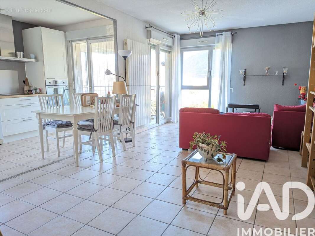 Photo 3 - Appartement à VIF