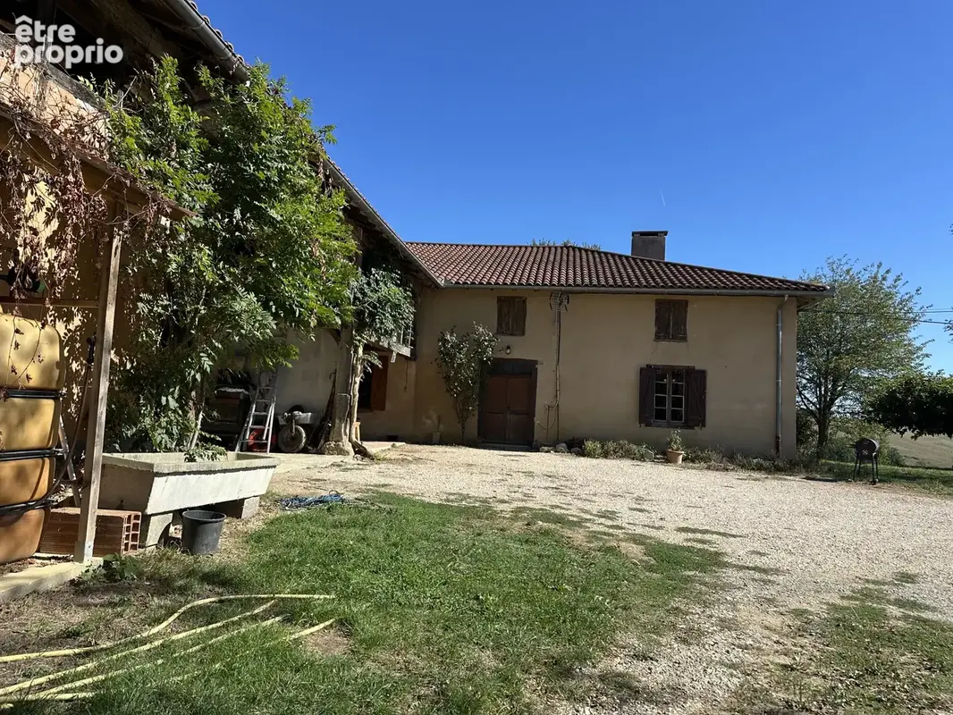 Rare fermeavec 43 ha sans voisins - photo 8