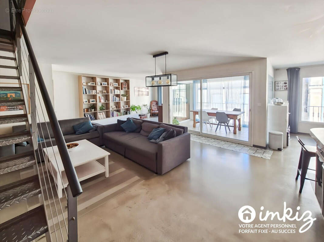 Appt. T4 en duplex dans maison de village - Garage - photo 3